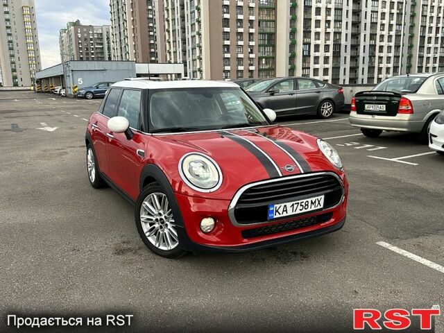 Красный Мини Hatch, объемом двигателя 1.5 л и пробегом 0 тыс. км за 15900 $, фото 8 на Automoto.ua
