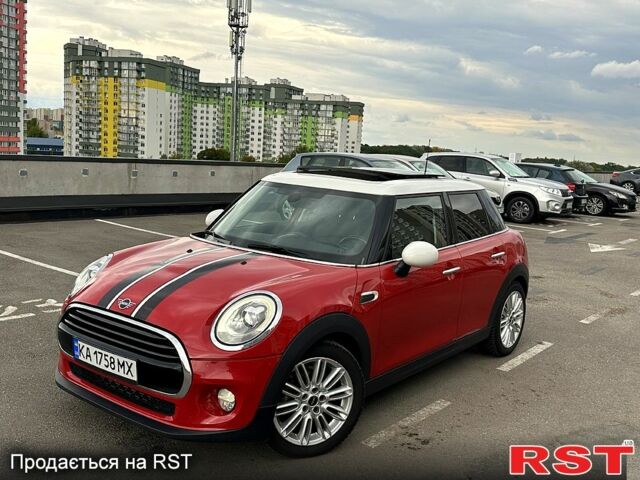 Красный Мини Hatch, объемом двигателя 1.5 л и пробегом 0 тыс. км за 15900 $, фото 3 на Automoto.ua