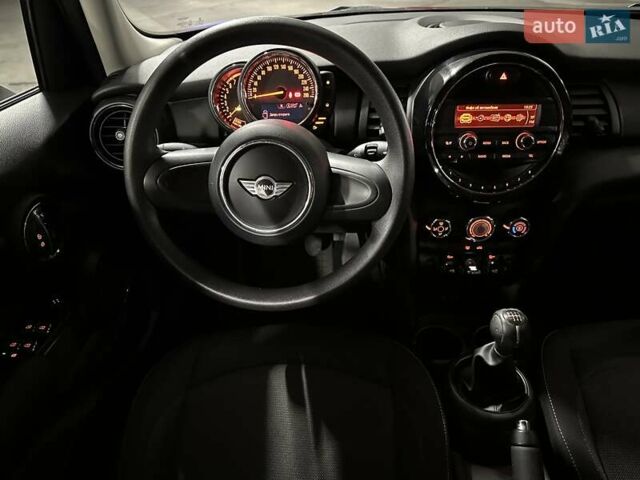 Красный Мини Hatch, объемом двигателя 1.2 л и пробегом 87 тыс. км за 7900 $, фото 21 на Automoto.ua