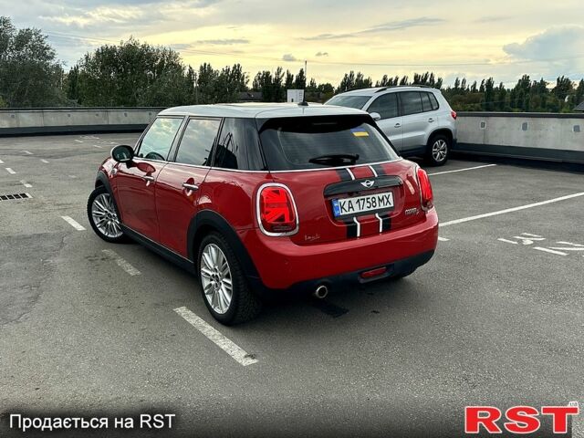 Красный Мини Hatch, объемом двигателя 1.5 л и пробегом 0 тыс. км за 15900 $, фото 11 на Automoto.ua