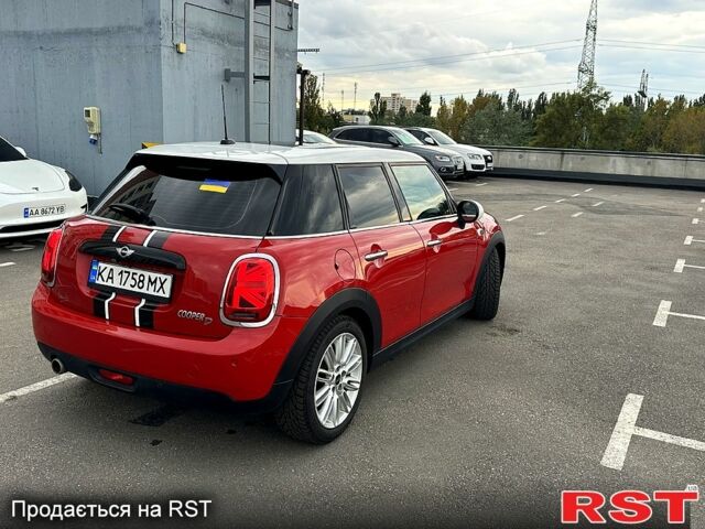 Красный Мини Hatch, объемом двигателя 1.5 л и пробегом 0 тыс. км за 15900 $, фото 10 на Automoto.ua