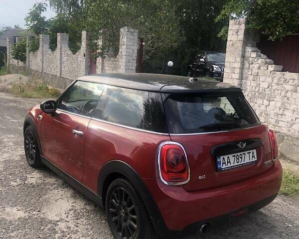 Красный Мини Hatch, объемом двигателя 1.5 л и пробегом 60 тыс. км за 15900 $, фото 3 на Automoto.ua