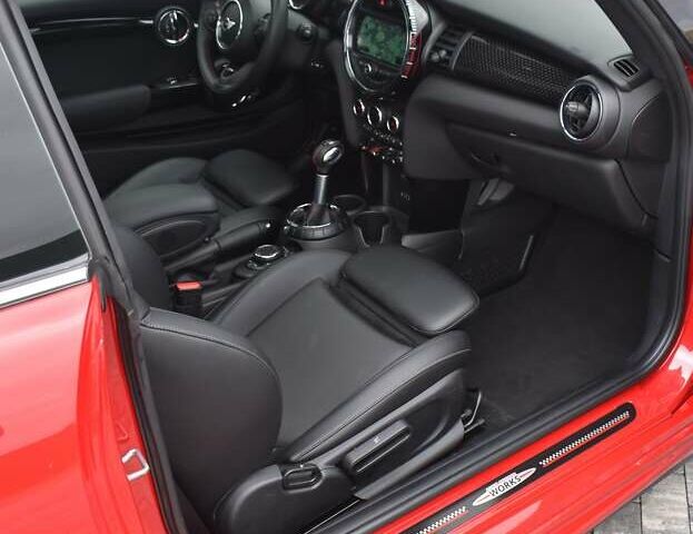 Красный Мини Hatch, объемом двигателя 2 л и пробегом 77 тыс. км за 19600 $, фото 16 на Automoto.ua