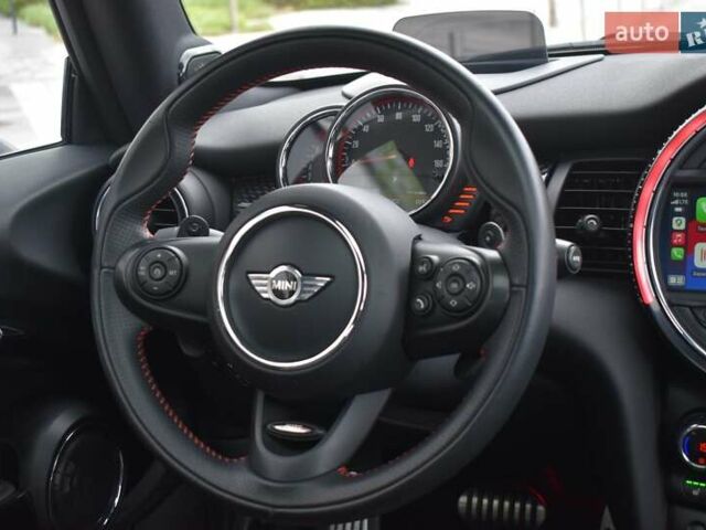 Красный Мини Hatch, объемом двигателя 2 л и пробегом 77 тыс. км за 19600 $, фото 6 на Automoto.ua