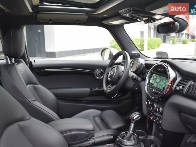 Красный Мини Hatch, объемом двигателя 2 л и пробегом 77 тыс. км за 19600 $, фото 9 на Automoto.ua