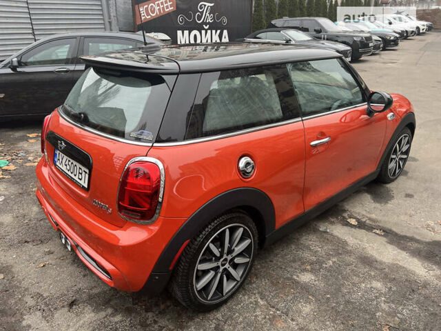 Красный Мини Hatch, объемом двигателя 2 л и пробегом 25 тыс. км за 19000 $, фото 4 на Automoto.ua