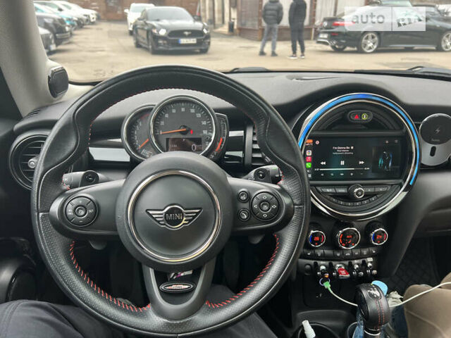 Красный Мини Hatch, объемом двигателя 2 л и пробегом 25 тыс. км за 19000 $, фото 6 на Automoto.ua