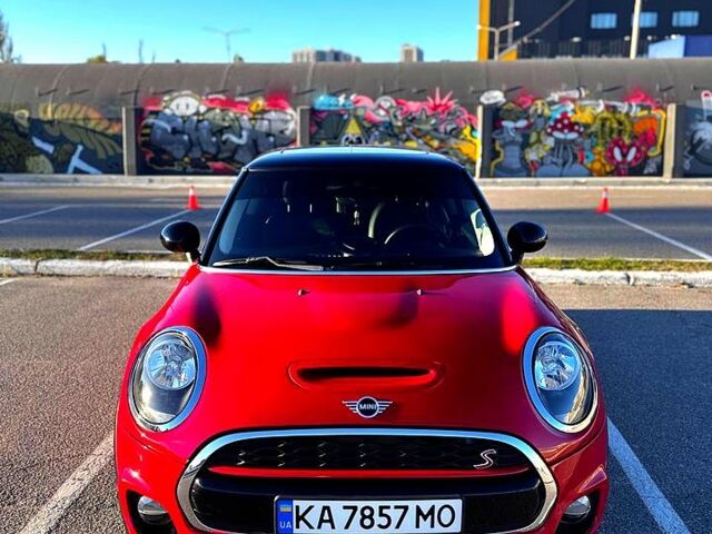 Червоний Міні Hatch, об'ємом двигуна 2 л та пробігом 30 тис. км за 20000 $, фото 5 на Automoto.ua