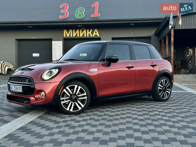 Красный Мини Hatch, объемом двигателя 2 л и пробегом 56 тыс. км за 25500 $, фото 5 на Automoto.ua