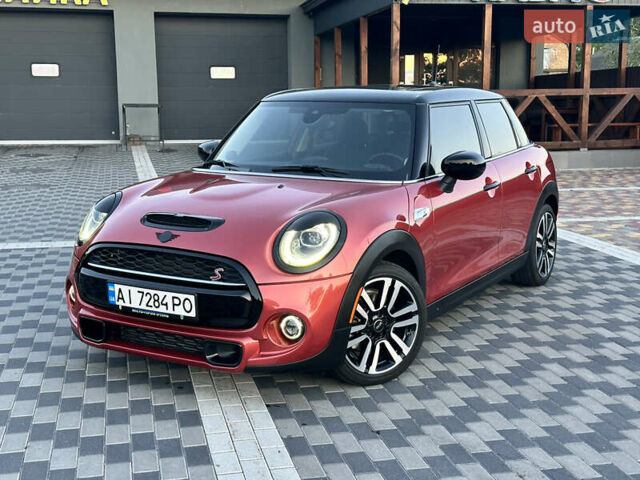 Красный Мини Hatch, объемом двигателя 2 л и пробегом 56 тыс. км за 25500 $, фото 1 на Automoto.ua