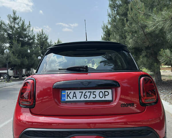 Красный Мини Hatch, объемом двигателя 2 л и пробегом 21 тыс. км за 26500 $, фото 5 на Automoto.ua