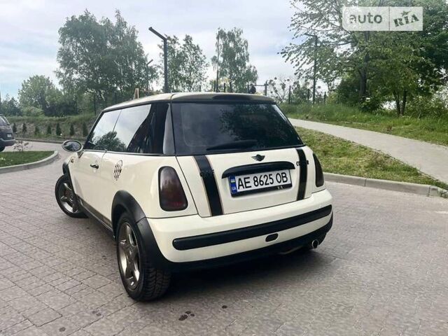 Міні Hatch, об'ємом двигуна 1.6 л та пробігом 210 тис. км за 3900 $, фото 22 на Automoto.ua