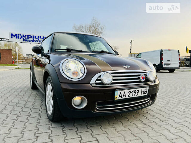 Міні Hatch, об'ємом двигуна 1.6 л та пробігом 187 тис. км за 8200 $, фото 4 на Automoto.ua