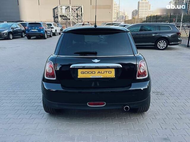 Мини Hatch, объемом двигателя 1.6 л и пробегом 169 тыс. км за 7500 $, фото 6 на Automoto.ua