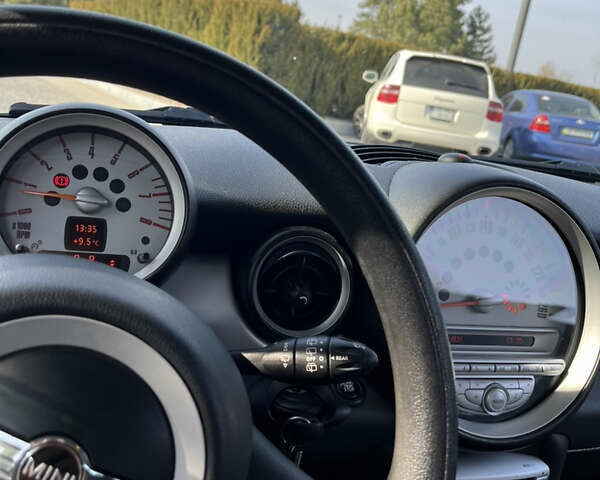 Мини Hatch, объемом двигателя 1.6 л и пробегом 235 тыс. км за 6000 $, фото 7 на Automoto.ua