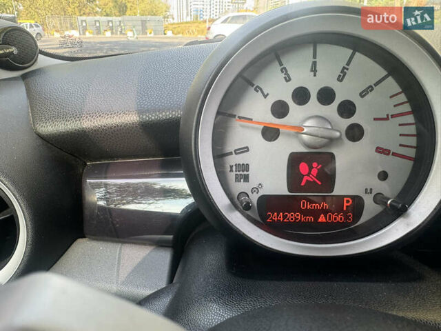 Мини Hatch, объемом двигателя 1.6 л и пробегом 244 тыс. км за 8500 $, фото 1 на Automoto.ua