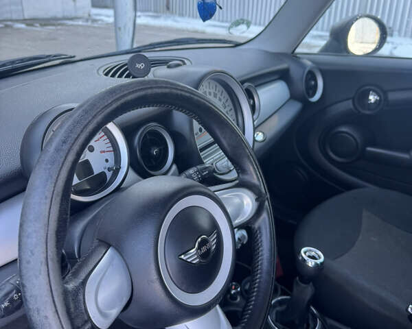 Міні Hatch, об'ємом двигуна 1.6 л та пробігом 211 тис. км за 5200 $, фото 4 на Automoto.ua