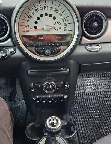 Мини Hatch, объемом двигателя 1.6 л и пробегом 192 тыс. км за 7500 $, фото 3 на Automoto.ua