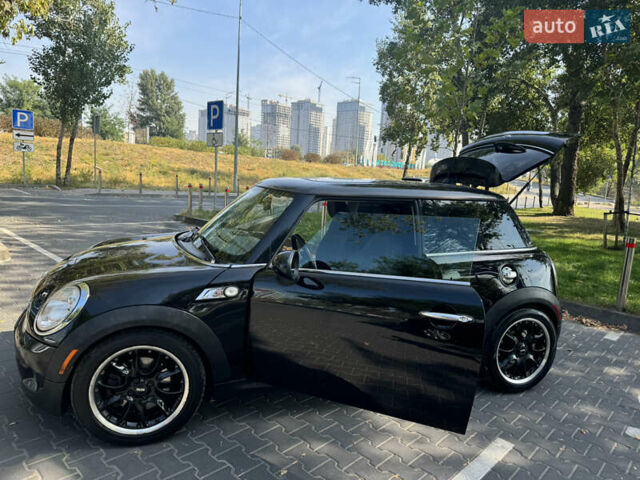 Мини Hatch, объемом двигателя 1.6 л и пробегом 244 тыс. км за 8500 $, фото 5 на Automoto.ua