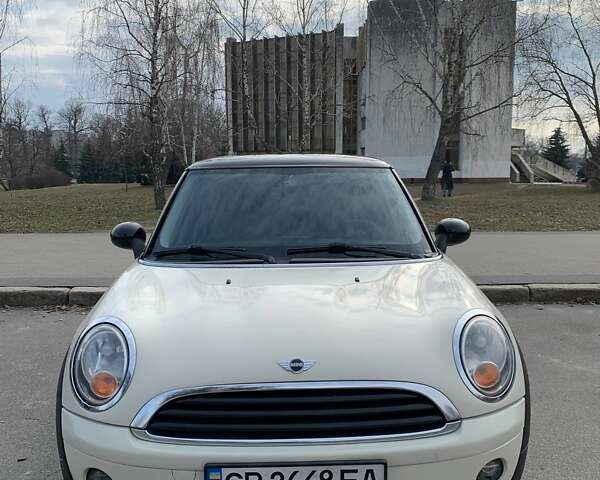 Міні Hatch, об'ємом двигуна 1.6 л та пробігом 242 тис. км за 6800 $, фото 1 на Automoto.ua