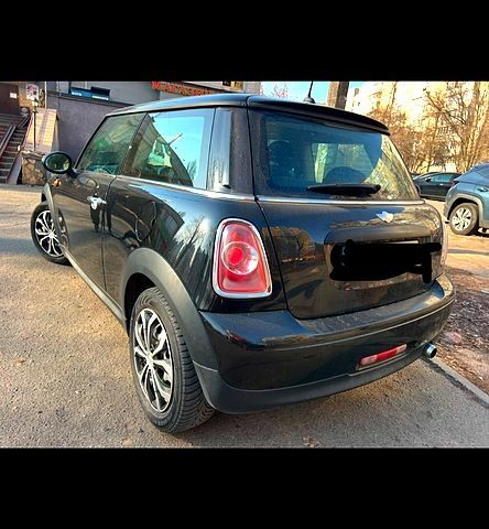 Мини Hatch, объемом двигателя 16 л и пробегом 214 тыс. км за 6300 $, фото 5 на Automoto.ua