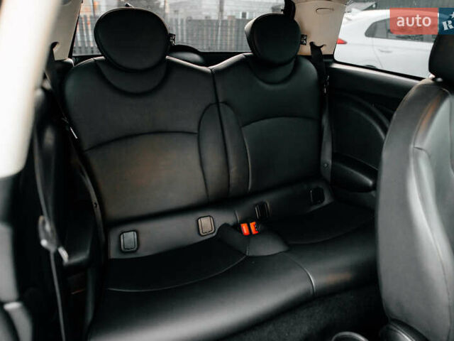 Мини Hatch, объемом двигателя 1.6 л и пробегом 243 тыс. км за 7500 $, фото 25 на Automoto.ua