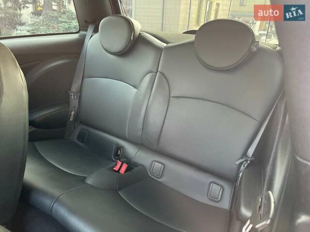 Міні Hatch, об'ємом двигуна 1.6 л та пробігом 152 тис. км за 8300 $, фото 6 на Automoto.ua