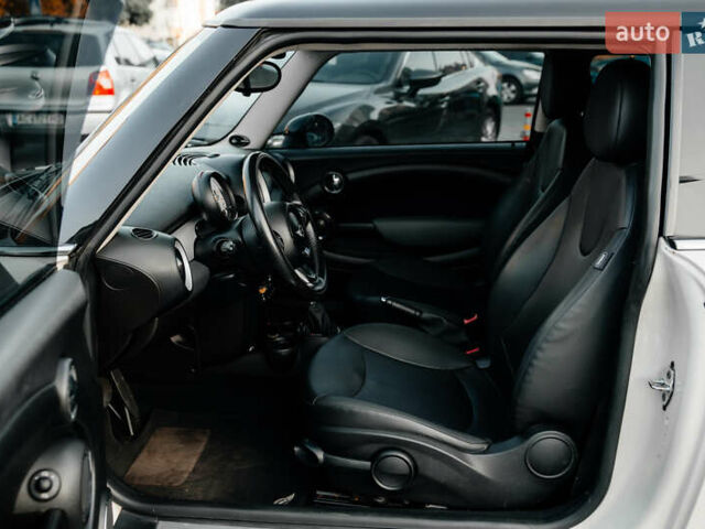 Мини Hatch, объемом двигателя 1.6 л и пробегом 243 тыс. км за 7500 $, фото 7 на Automoto.ua
