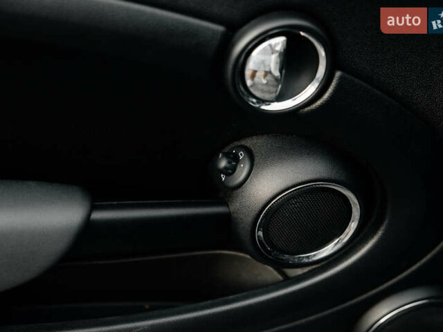 Мини Hatch, объемом двигателя 1.6 л и пробегом 243 тыс. км за 7500 $, фото 9 на Automoto.ua