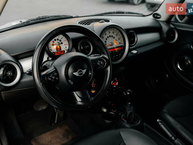 Мини Hatch, объемом двигателя 1.6 л и пробегом 243 тыс. км за 7500 $, фото 10 на Automoto.ua