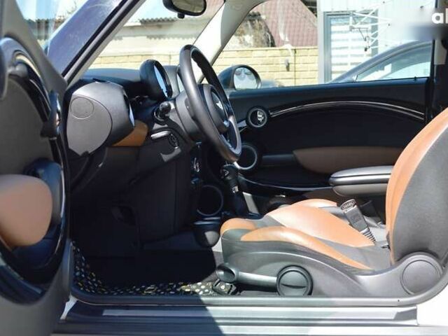 Мини Hatch, объемом двигателя 1.6 л и пробегом 121 тыс. км за 8500 $, фото 13 на Automoto.ua