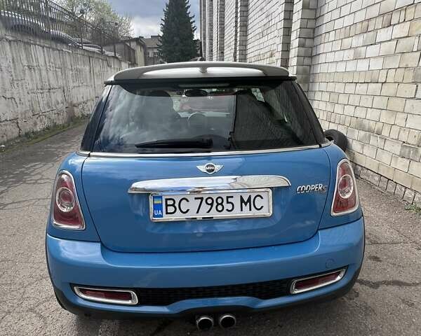 Міні Hatch, об'ємом двигуна 0 л та пробігом 111 тис. км за 10500 $, фото 3 на Automoto.ua