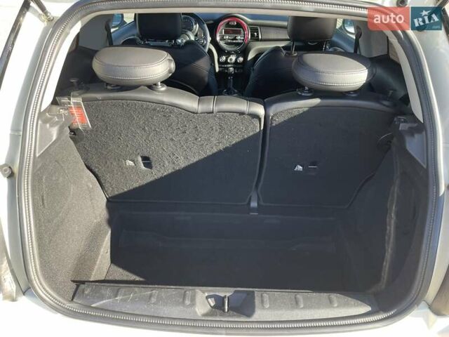 Мини Hatch, объемом двигателя 2 л и пробегом 171 тыс. км за 11200 $, фото 17 на Automoto.ua