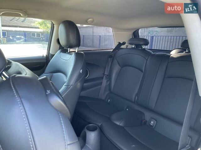 Мини Hatch, объемом двигателя 2 л и пробегом 171 тыс. км за 11200 $, фото 12 на Automoto.ua