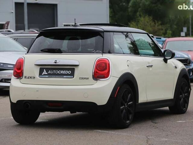 Мини Hatch, объемом двигателя 1.5 л и пробегом 157 тыс. км за 9900 $, фото 6 на Automoto.ua