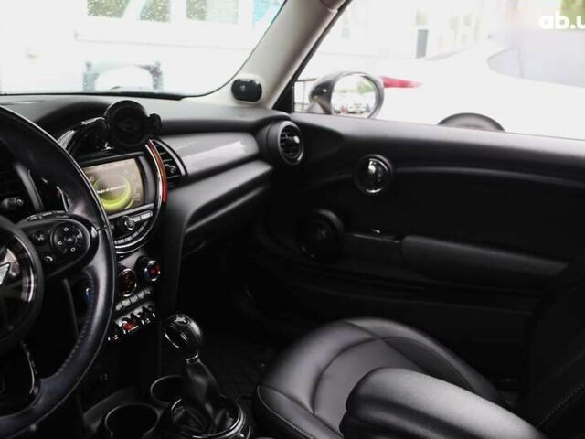 Мини Hatch, объемом двигателя 1.5 л и пробегом 157 тыс. км за 9900 $, фото 13 на Automoto.ua
