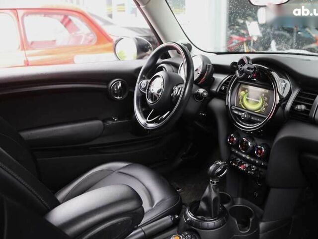 Мини Hatch, объемом двигателя 1.5 л и пробегом 157 тыс. км за 9900 $, фото 11 на Automoto.ua