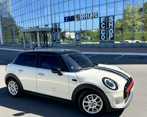 Міні Hatch, об'ємом двигуна 1.5 л та пробігом 107 тис. км за 13800 $, фото 10 на Automoto.ua