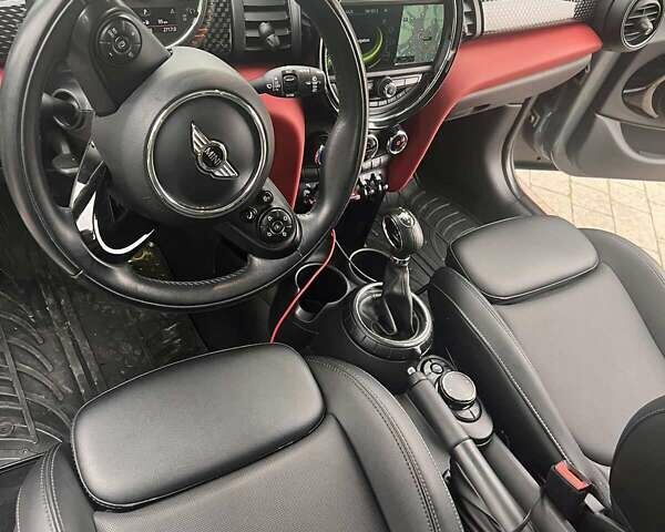 Мини Hatch, объемом двигателя 2 л и пробегом 46 тыс. км за 18500 $, фото 20 на Automoto.ua