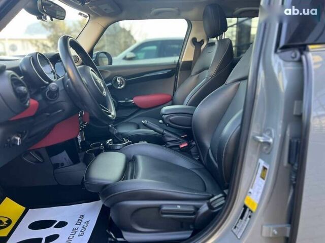 Мини Hatch, объемом двигателя 2 л и пробегом 46 тыс. км за 18000 $, фото 10 на Automoto.ua