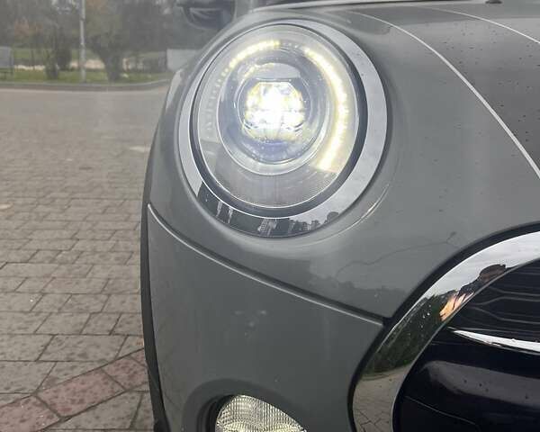 Мини Hatch, объемом двигателя 2 л и пробегом 46 тыс. км за 18500 $, фото 12 на Automoto.ua