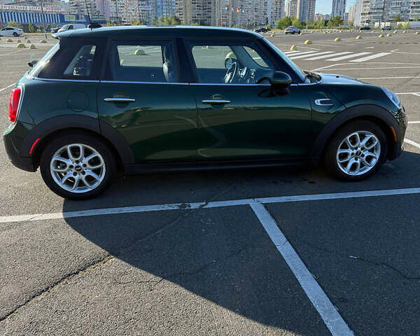 Мини Hatch, объемом двигателя 1.5 л и пробегом 78 тыс. км за 14999 $, фото 5 на Automoto.ua