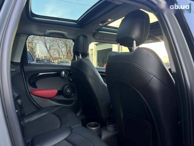 Мини Hatch, объемом двигателя 2 л и пробегом 46 тыс. км за 18000 $, фото 26 на Automoto.ua