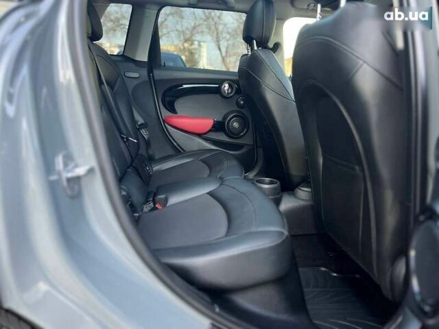Мини Hatch, объемом двигателя 2 л и пробегом 46 тыс. км за 18000 $, фото 24 на Automoto.ua