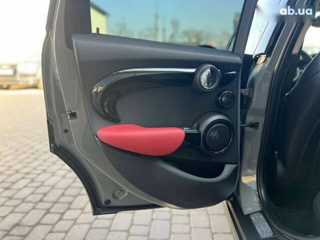 Мини Hatch, объемом двигателя 2 л и пробегом 46 тыс. км за 18000 $, фото 17 на Automoto.ua