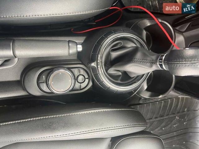Мини Hatch, объемом двигателя 2 л и пробегом 46 тыс. км за 18500 $, фото 24 на Automoto.ua