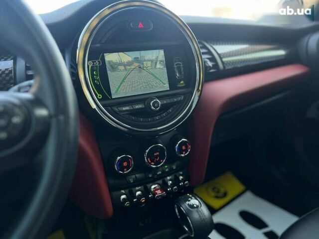 Мини Hatch, объемом двигателя 2 л и пробегом 46 тыс. км за 18000 $, фото 18 на Automoto.ua