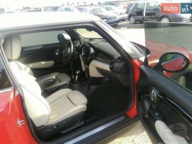 Мини Hatch, объемом двигателя 2 л и пробегом 32 тыс. км за 26500 $, фото 3 на Automoto.ua