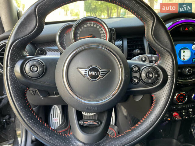 Мини Hatch, объемом двигателя 2 л и пробегом 56 тыс. км за 18450 $, фото 9 на Automoto.ua