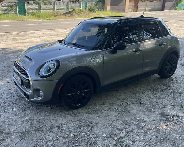 Мини Hatch, объемом двигателя 2 л и пробегом 86 тыс. км за 24300 $, фото 2 на Automoto.ua